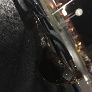 Polarized RayBan unisex sunglasses